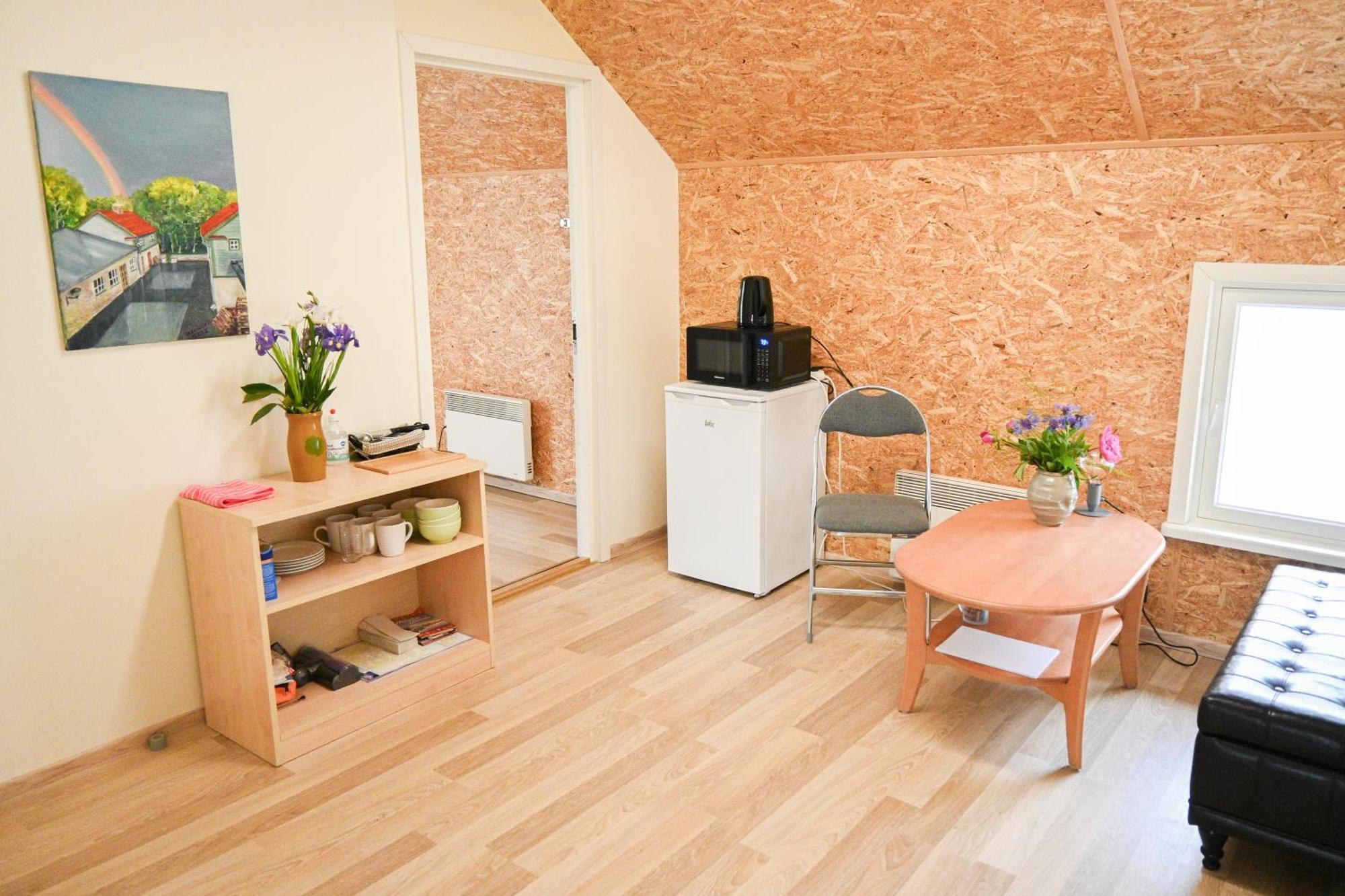 Haapsalu Kunstikooli Hostel Dış mekan fotoğraf